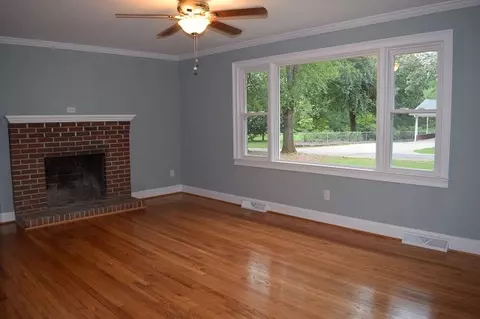 126 Ramseur St, Central, SC 29630 photo 3