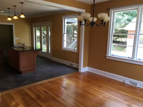 304 S Broad St, Pendleton, SC 29670 photo 23
