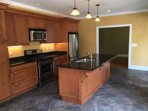 304 S Broad St, Pendleton, SC 29670 photo 18