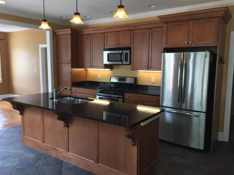 304 S Broad St, Pendleton, SC 29670 photo 17