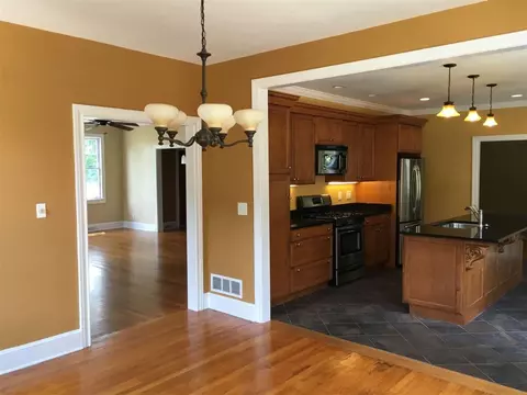 304 S Broad St, Pendleton, SC 29670 photo 20