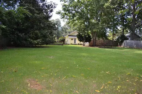 814 Greenville St, Pendleton, SC 29670 photo 2