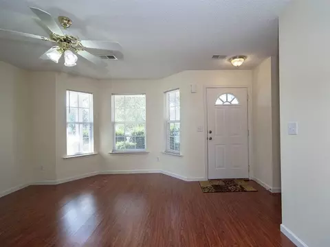 100 Rivers Edge Dr, Easley, SC 29642 photo 4