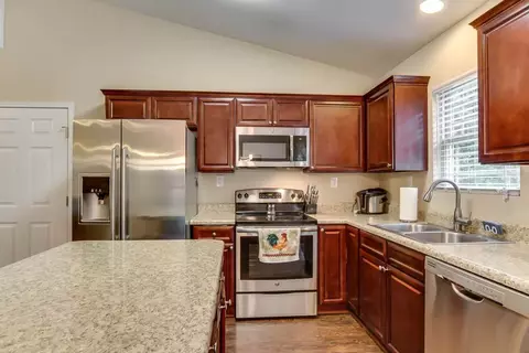 229 Oakvale Dr, Easley, SC 29640 photo 8