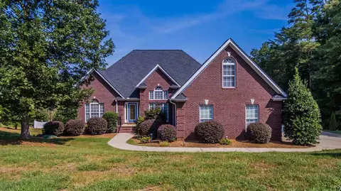 125 Upper Lake Dr, Easley, SC 29640 photo 1