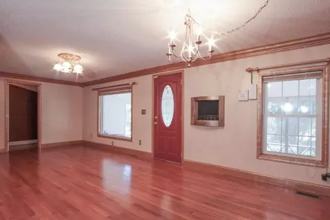 207 Crest Dr, Easley, SC 29640 photo 6