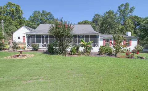 207 Crest Dr, Easley, SC 29640 photo 1