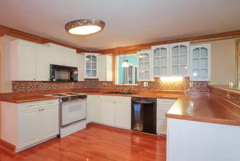 207 Crest Dr, Easley, SC 29640 photo 8