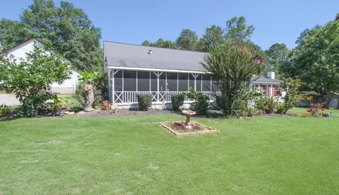 207 Crest Dr, Easley, SC 29640 photo 2