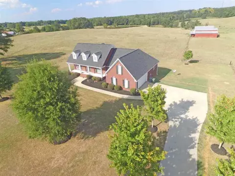 39 Lester Rd, Williamston, SC 29697 photo 1