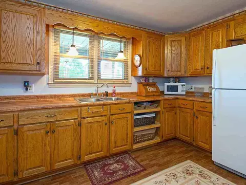 103 Esther Dr, Easley, SC 29642 photo 4