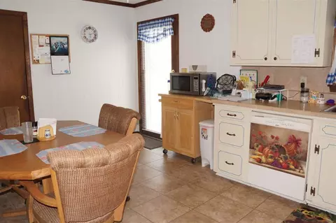 115 Clyde Arnold Rd, Starr, SC 29684 photo 7