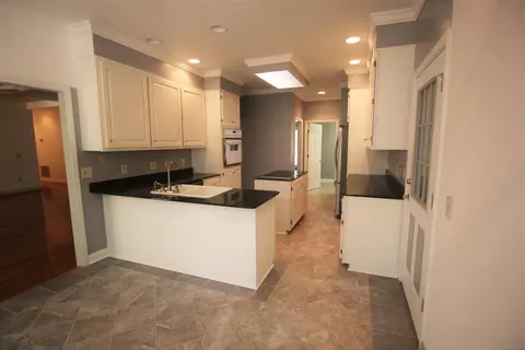 2411 Warriors Path, Anderson, SC 29621 photo 10
