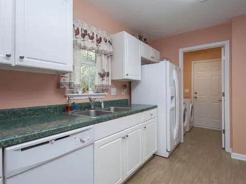 244 Springfield Cir, Easley, SC 29642 photo 9