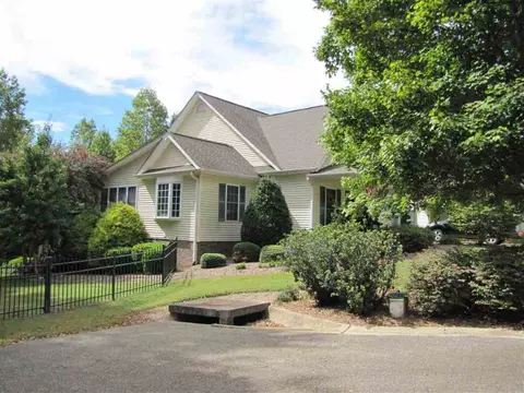196 Grand Oak Cir, Pendleton, SC 29670 photo 3