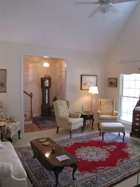 196 Grand Oak Cir, Pendleton, SC 29670 photo 11