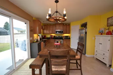 112 Hamilton Ct, Easley, SC 29642 photo 6