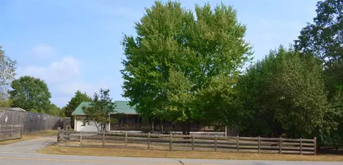 313 Rogers Rd, Pendleton, SC 29670 photo 3
