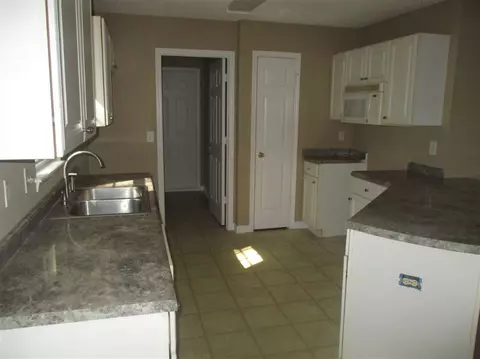 333 Henderson Rd, Easley, SC 29642 photo 13