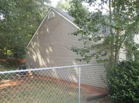 333 Henderson Rd, Easley, SC 29642 photo 4