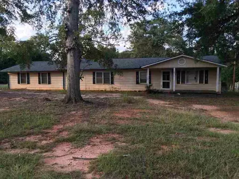 300 Baldwin St, Honea Path, SC 29654 photo 1