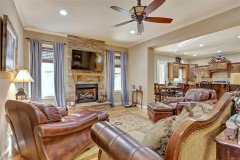 121 Old River Rd, Pelzer, SC 29669 photo 2