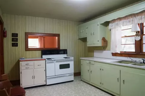 114 Wayside Cir, Seneca, SC 29678 photo 9