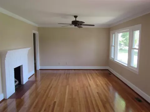 1607 E Calhoun, Anderson, SC 29621 photo 13