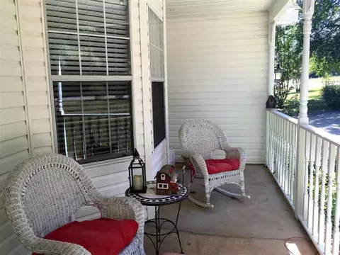 525 Odom, Easley, SC 29642 photo 2