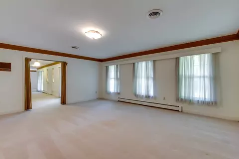 204 E 2nd Ave, Easley, SC 29640 photo 25
