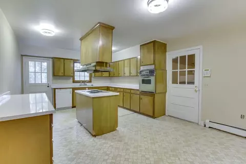 204 E 2nd Ave, Easley, SC 29640 photo 10