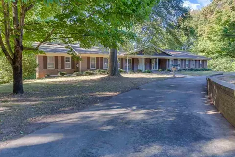 204 E 2nd Ave, Easley, SC 29640 photo 1