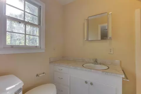 204 E 2nd Ave, Easley, SC 29640 photo 23
