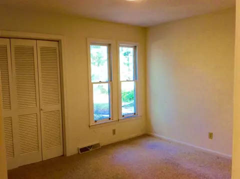 107 Robinall Dr, Easley, SC 29642 photo 8