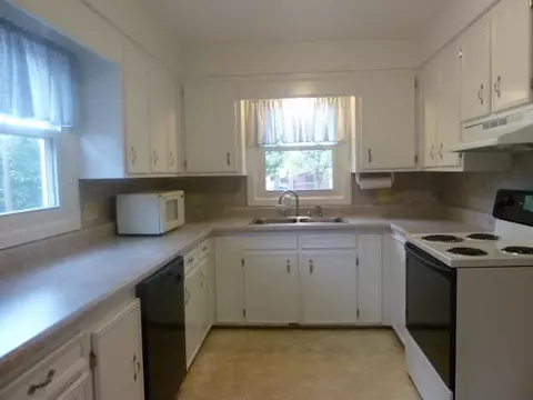 100 Summit St, Seneca, SC 29678 photo 11
