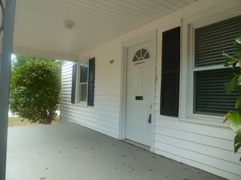 100 Summit St, Seneca, SC 29678 photo 3