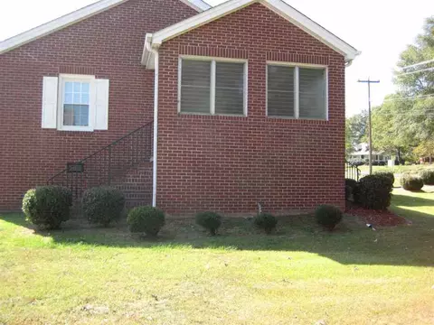 355 S Broad St, Pendleton, SC 29670 photo 7