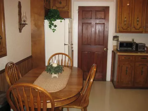 355 S Broad St, Pendleton, SC 29670 photo 28