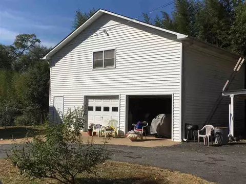 2 Broad St, Williamston, SC 29697 photo 12