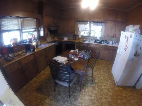 2 Broad St, Williamston, SC 29697 photo 16