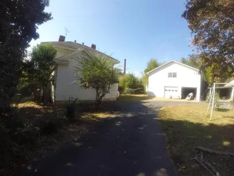 2 Broad St, Williamston, SC 29697 photo 11