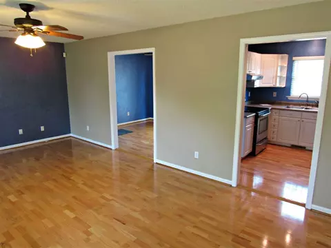 421 Martin Rd, Starr, SC 29684 photo 7
