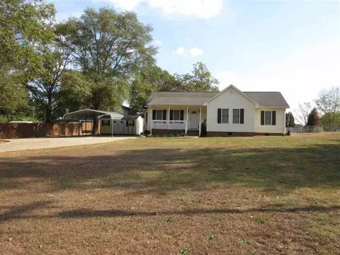 421 Martin Rd, Starr, SC 29684 photo 3