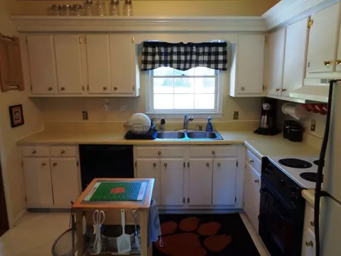120 Kingston Dr, Pelzer, SC 29669 photo 18