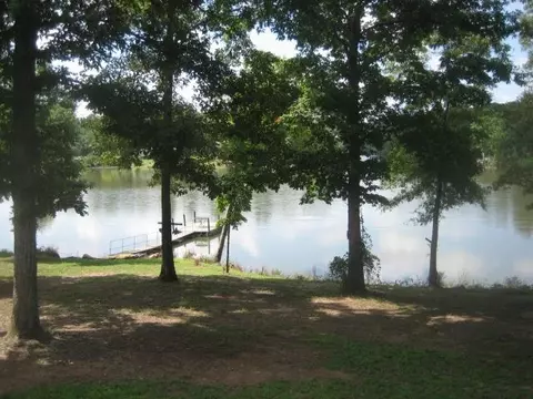 550 Ecliptic Dr, Ware Shoals, SC 29692 photo 2