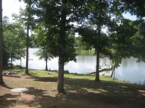 550 Ecliptic Dr, Ware Shoals, SC 29692 photo 3