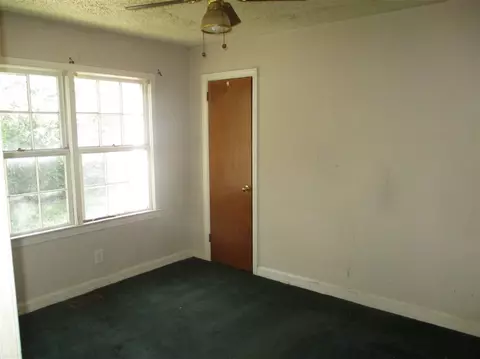 33 Spring St, Pelzer, SC 29669 photo 11
