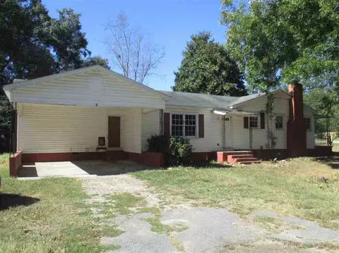33 Spring St, Pelzer, SC 29669 photo 2