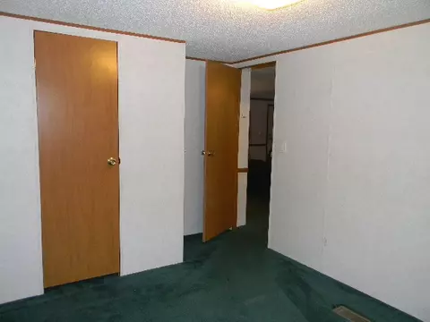 404 Bluefield Rd, Starr, SC 29684 photo 6