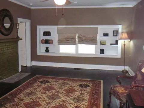 517 W Greer St, Honea Path, SC 29654 photo 3